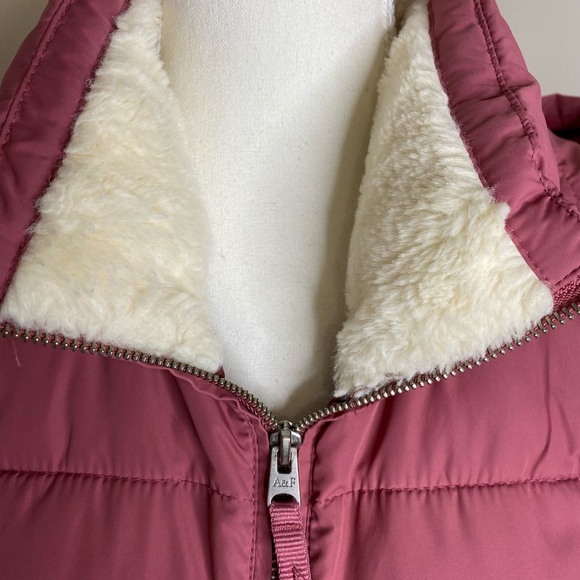 Abercrombie & Fitch Womens Water & Wind Resistant- Packable Light Jacket. Sz M - Picture 4 of 16